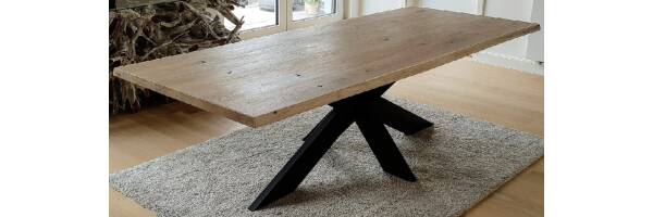 Esstische bis 240 cm Länge