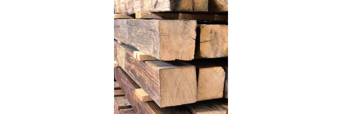 Altholzbalken Eiche – Warum Altholz dein Zuhause so besonders macht - Altholzbalken Eiche: Ideen, Wirkung &amp; Vorteile von Altholz